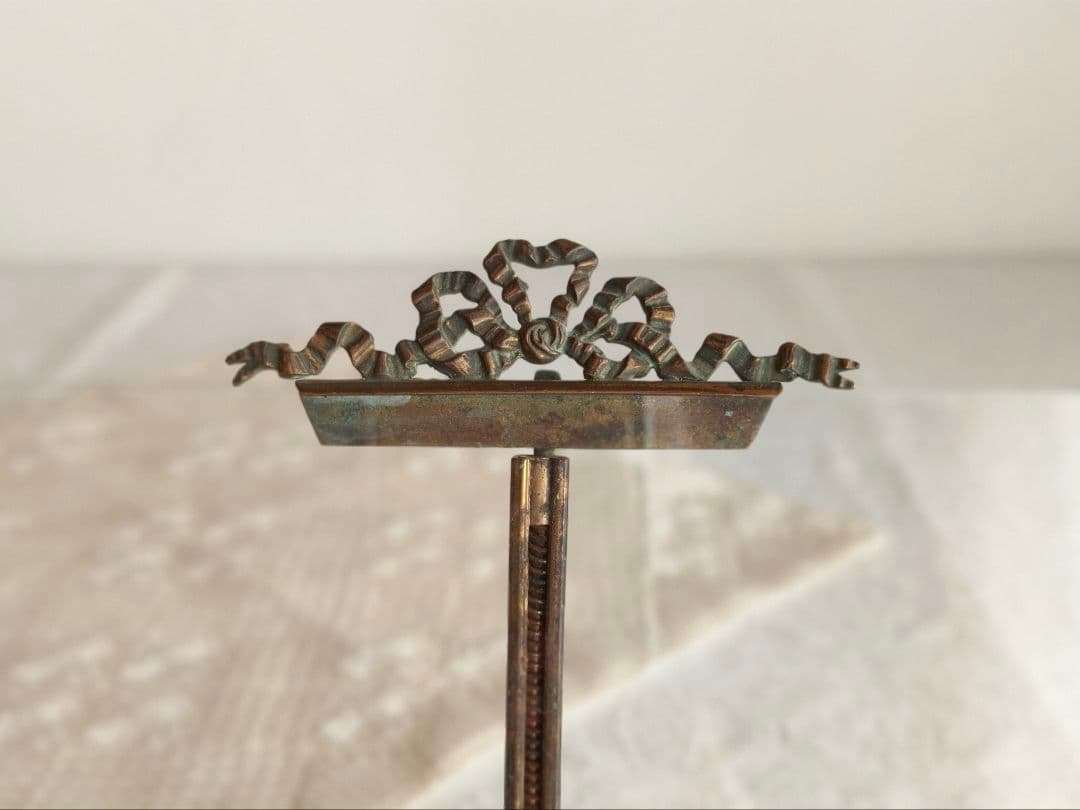 【ペンペン さま】vintage ୨୧ リボン飾り ヴィンテージフレーム