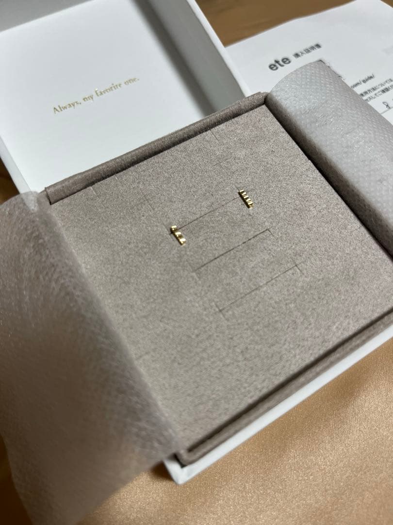 ete bijoux K18YG クレール トライアングルカット ピアス