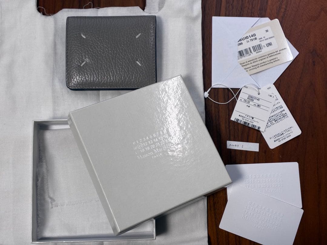 マルジェラ　財布　グレー