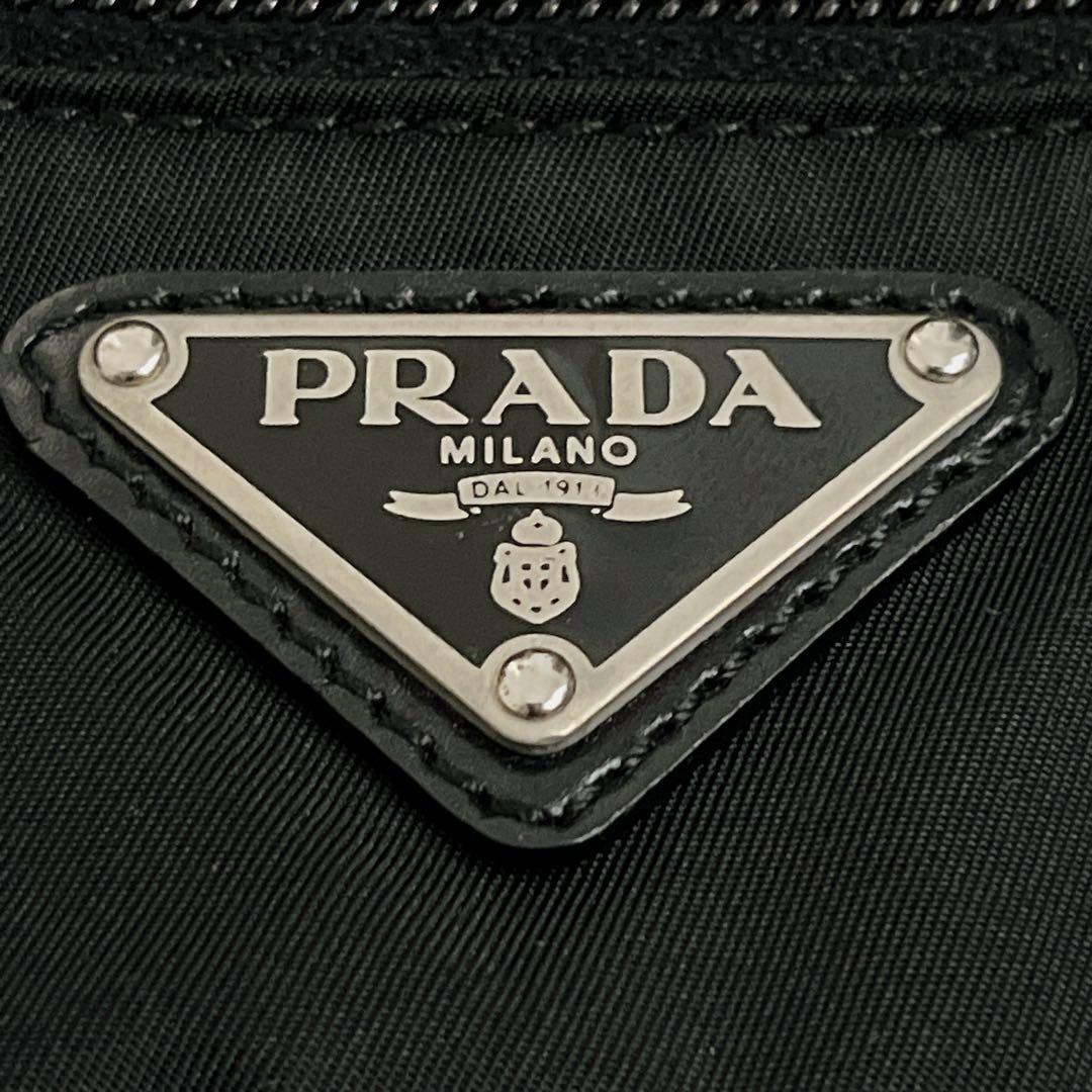 バッグ y2k 00s PRADA BodyBag Waist Bag Nylon