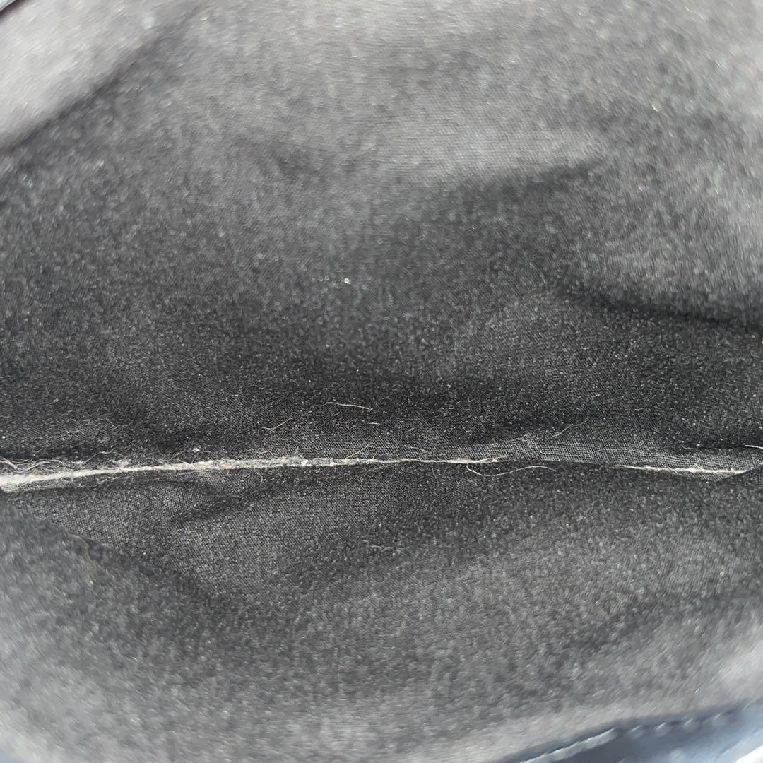 ルイヴィトン　サックプラ　ハンドバッグ　トートバッグ　エピ　ブラック　A4収納可