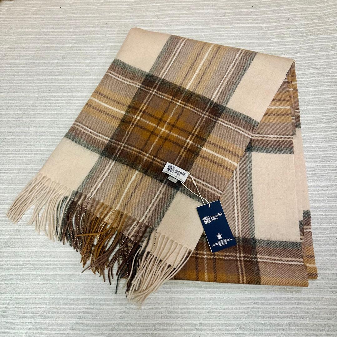 n*p様 ジョンストンズ スカーフ　ナチュラルスチュワート　タータンチ