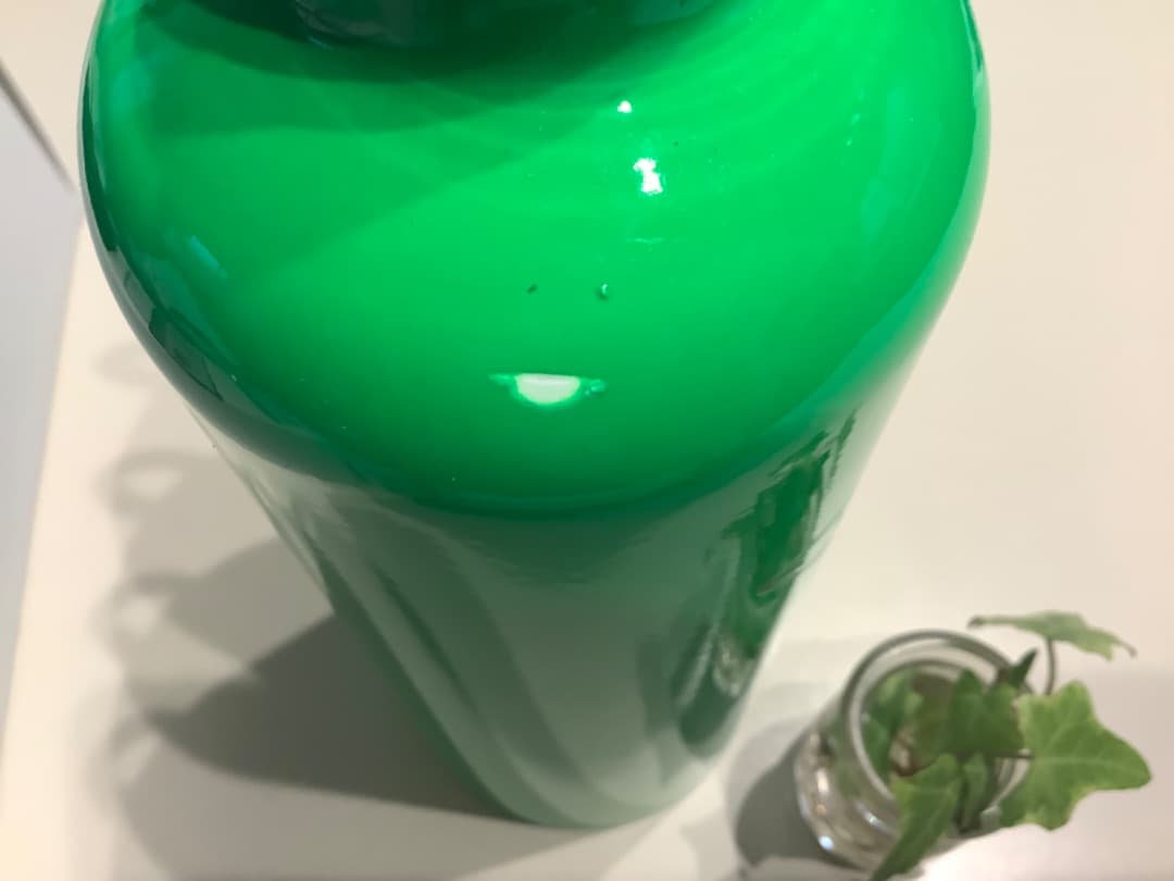 プラダ　ウォーター　ボトル