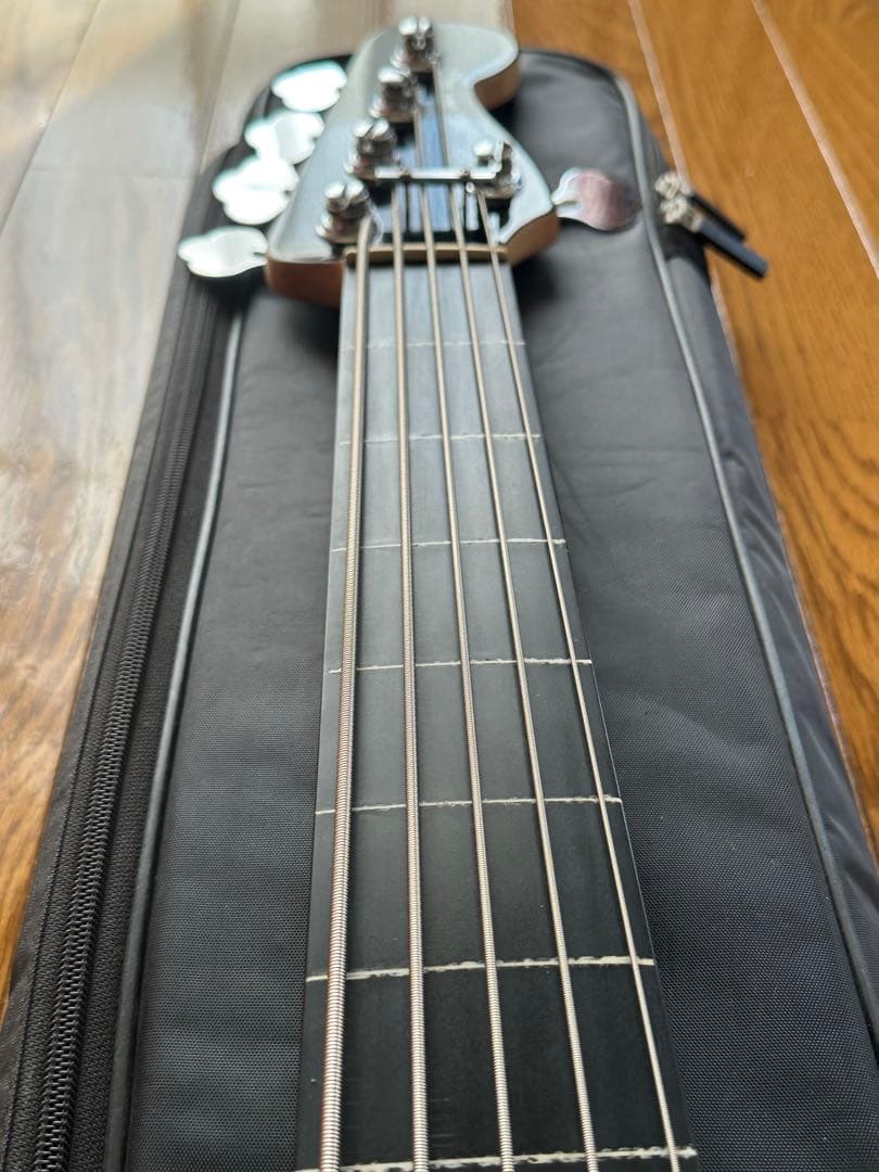 [美品]Squier Deluxe Jazz Bass Active V