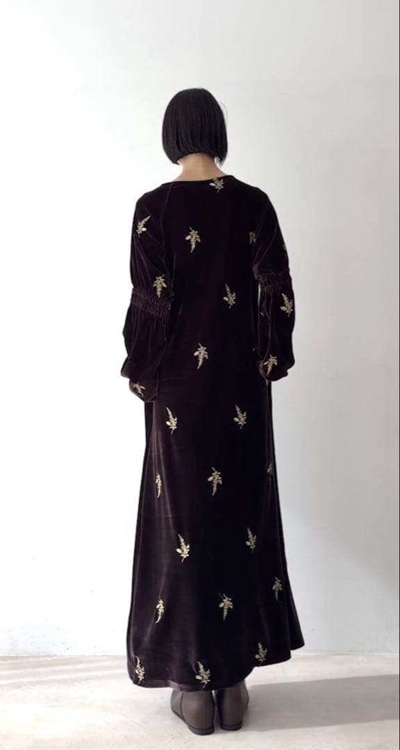 完売品⭐︎新品未使用　MARTE ベロアスリーブドレス