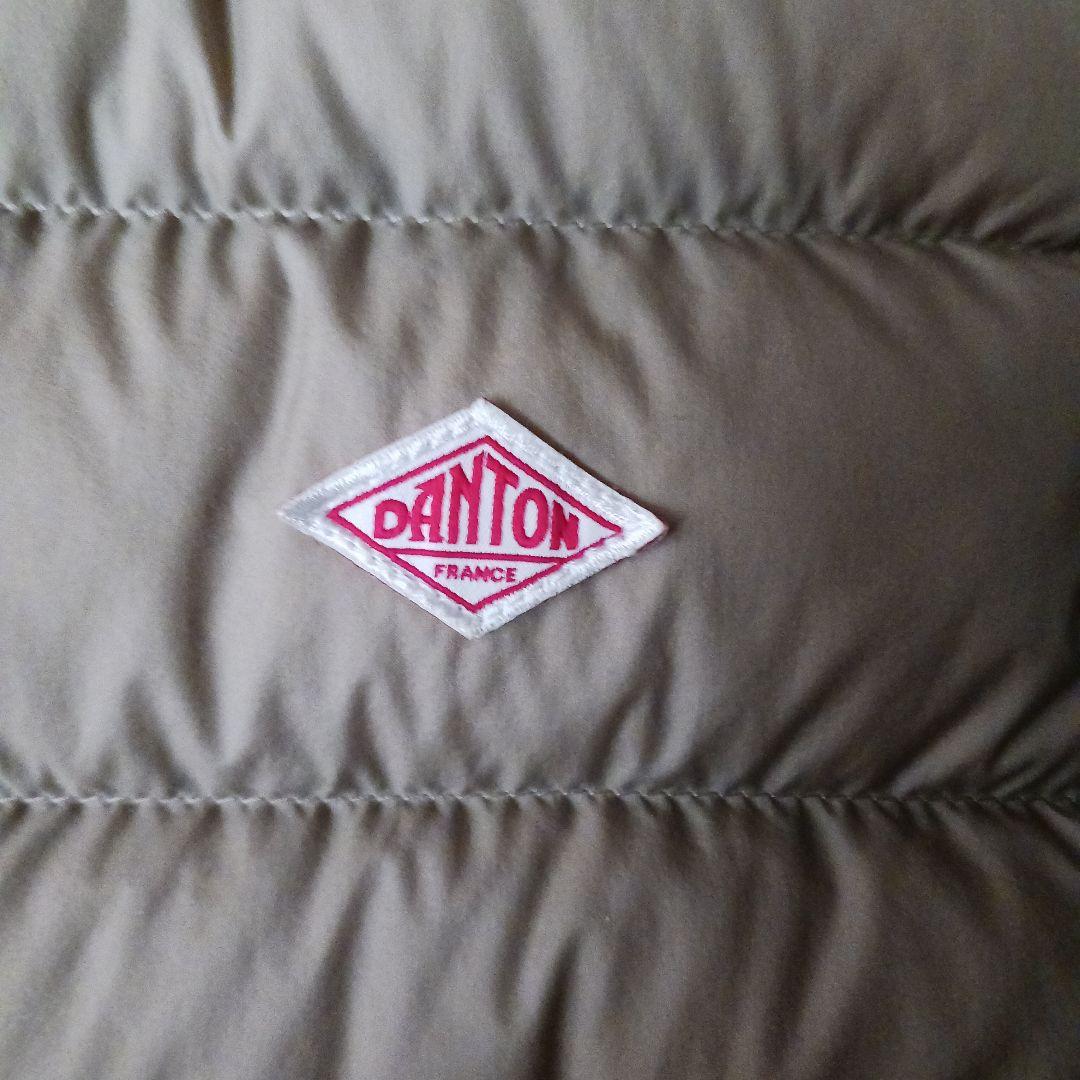 Danton　ダントン ベージュ ダウンベストXS　濃いベージュ　アウター