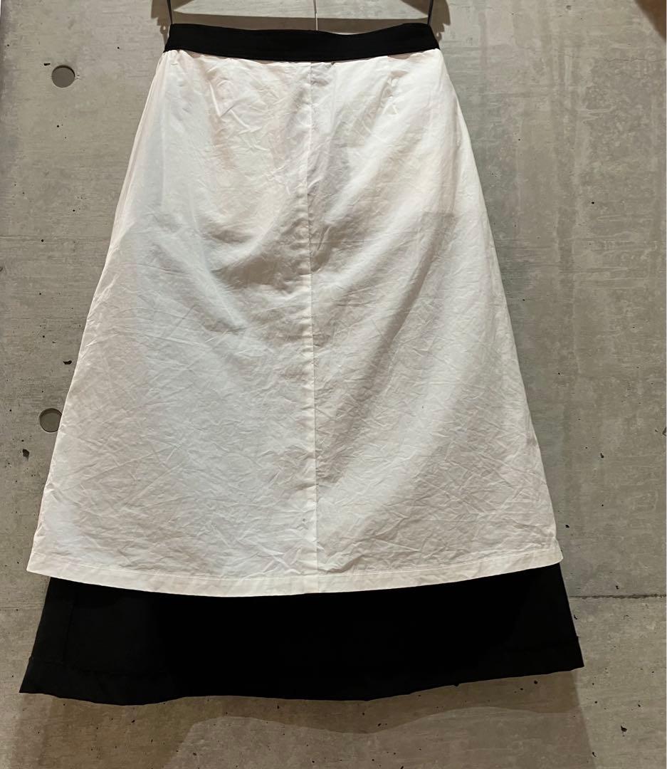 コムデギャルソン　Aライン　台形　 裏バルーンシェードスカート　形が綺麗です　黒