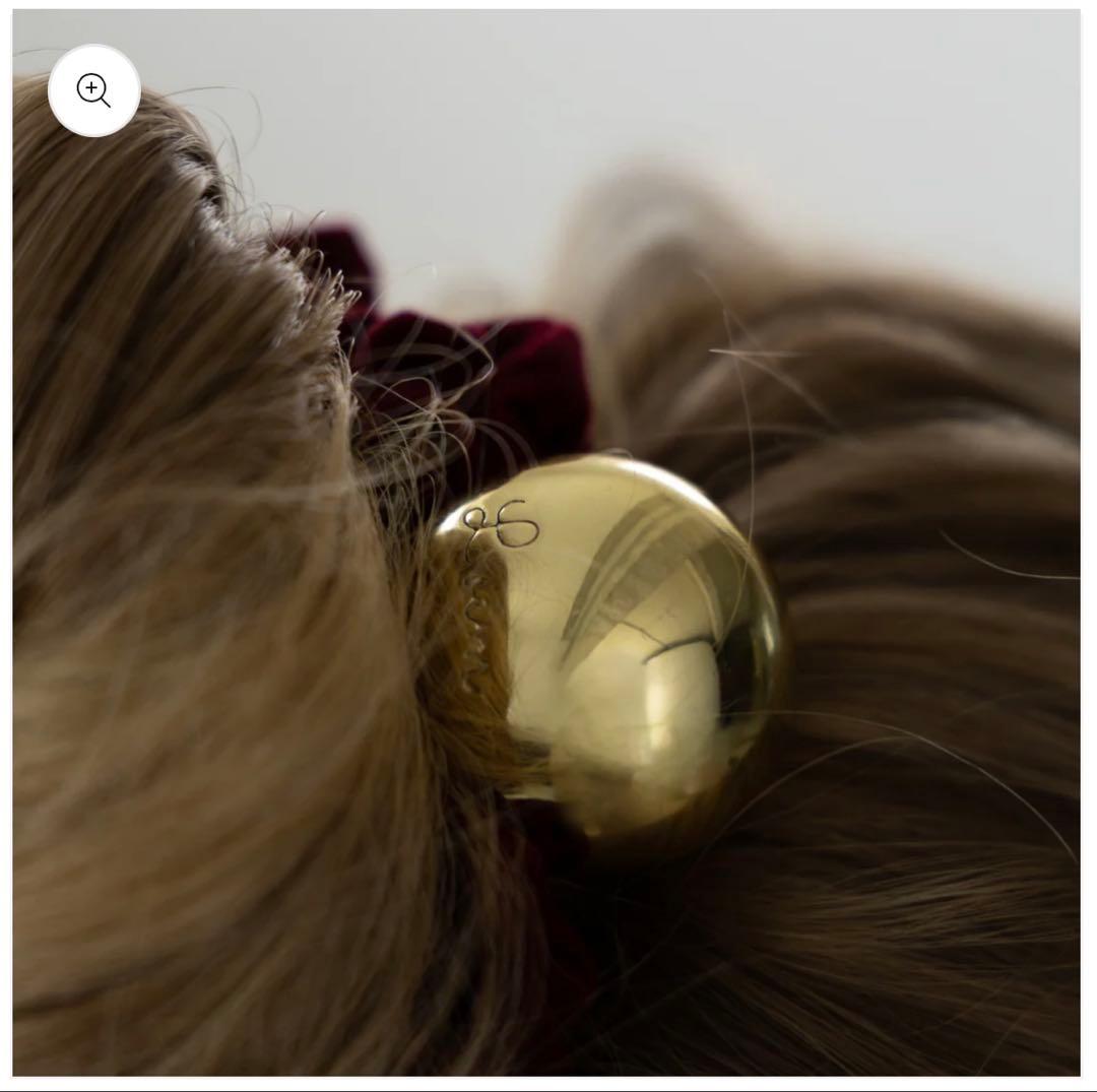 LOEM 完売　シュシュ　ヘアゴム　クリスマス　CHANEL