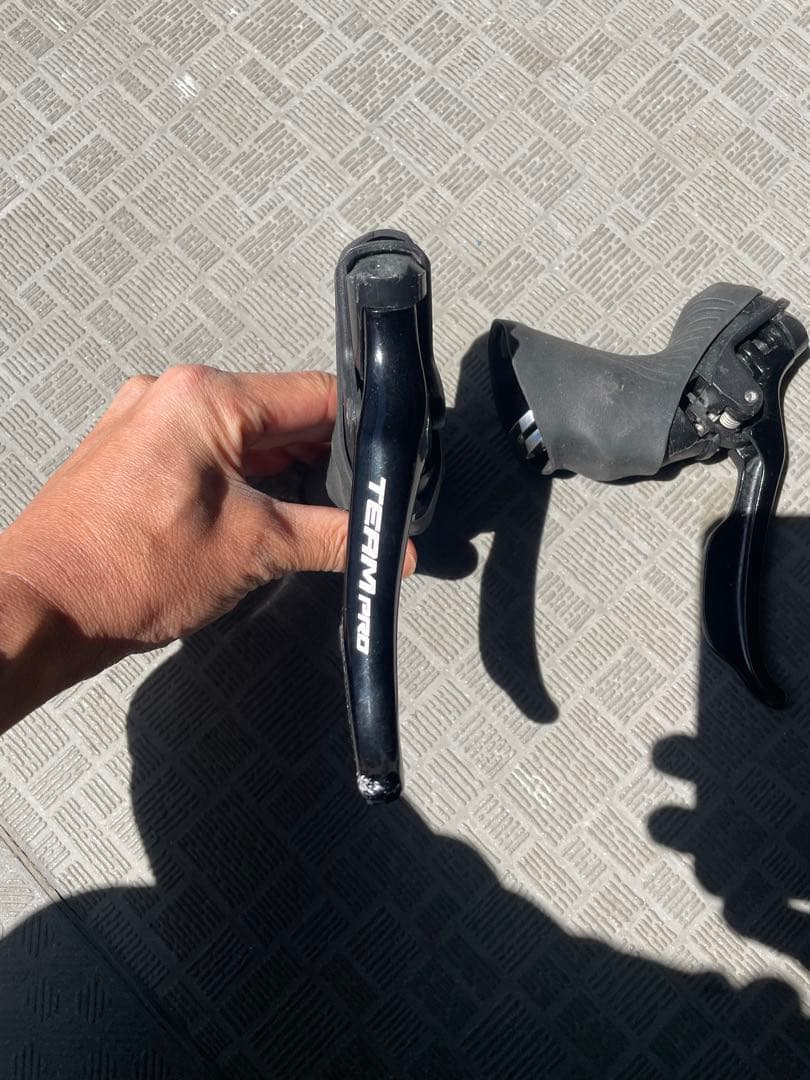 シクロクロスシーズン前にTEAM PRO シフター ブラック