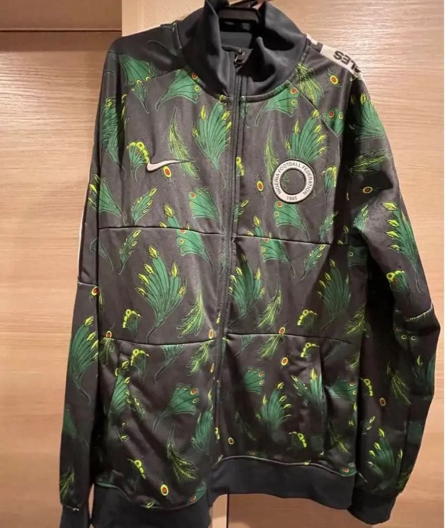 ナイジェリアアーセムトラック　セット