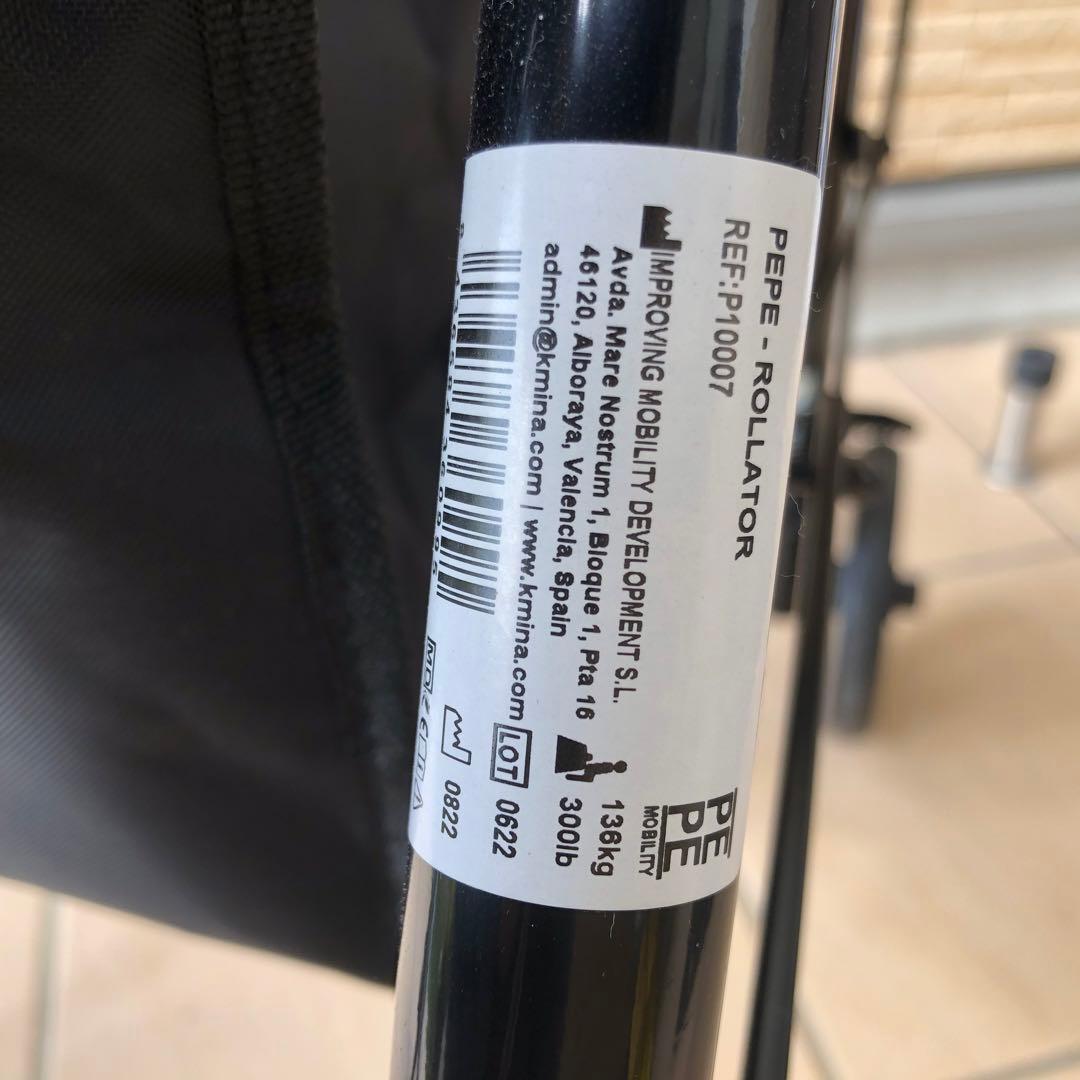 PEPE シルバーカー 歩行器 美品 未使用？