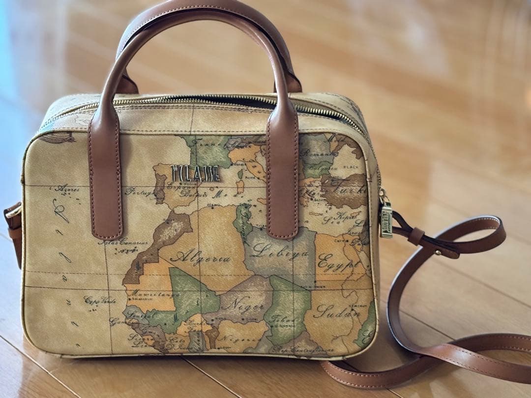 犬はひめ　プリマクラッセ ショルダーバッグ