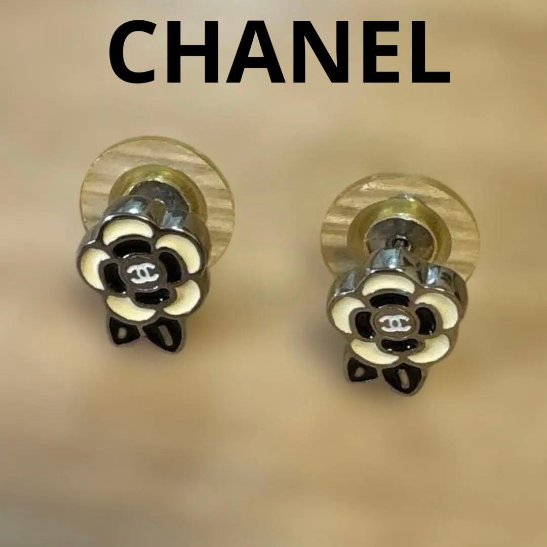 み*い様 【週末限定オークション】CHANEL カメリア ピアス 正規品 ココマ