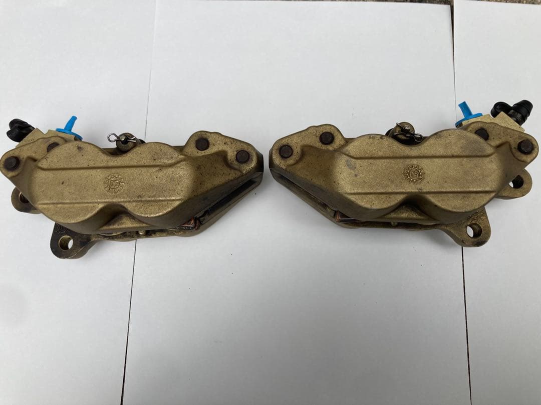 bremboブレーキキャリパーゴールド4ポット40mm 2セット ブレーキホース