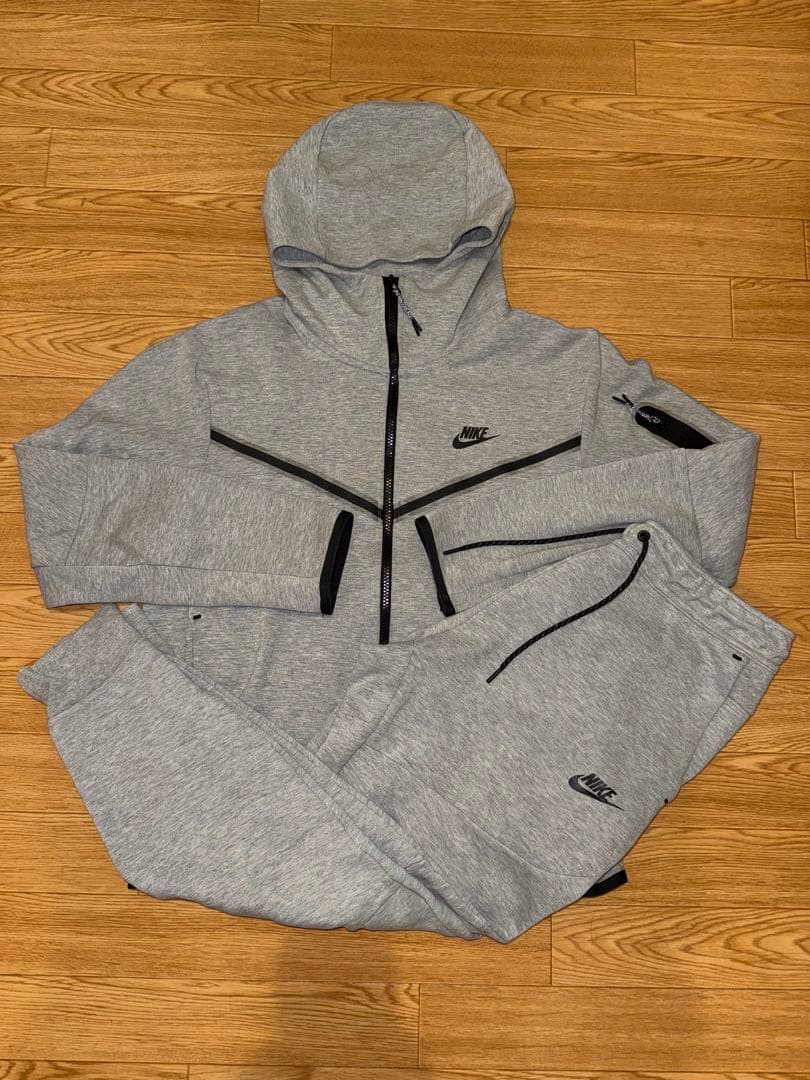 正規品NIKEテックフリース上下セット　廃盤旧型