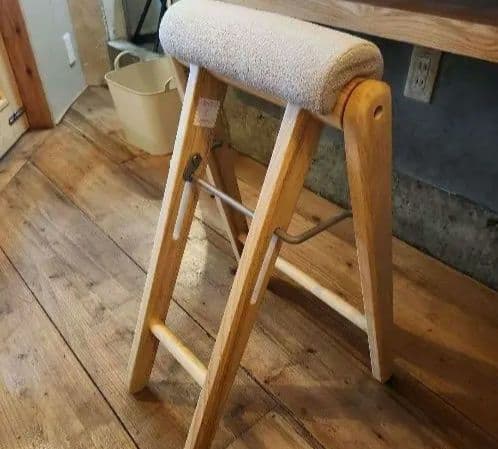 ゆずさん専用　木製クッション付きスツール