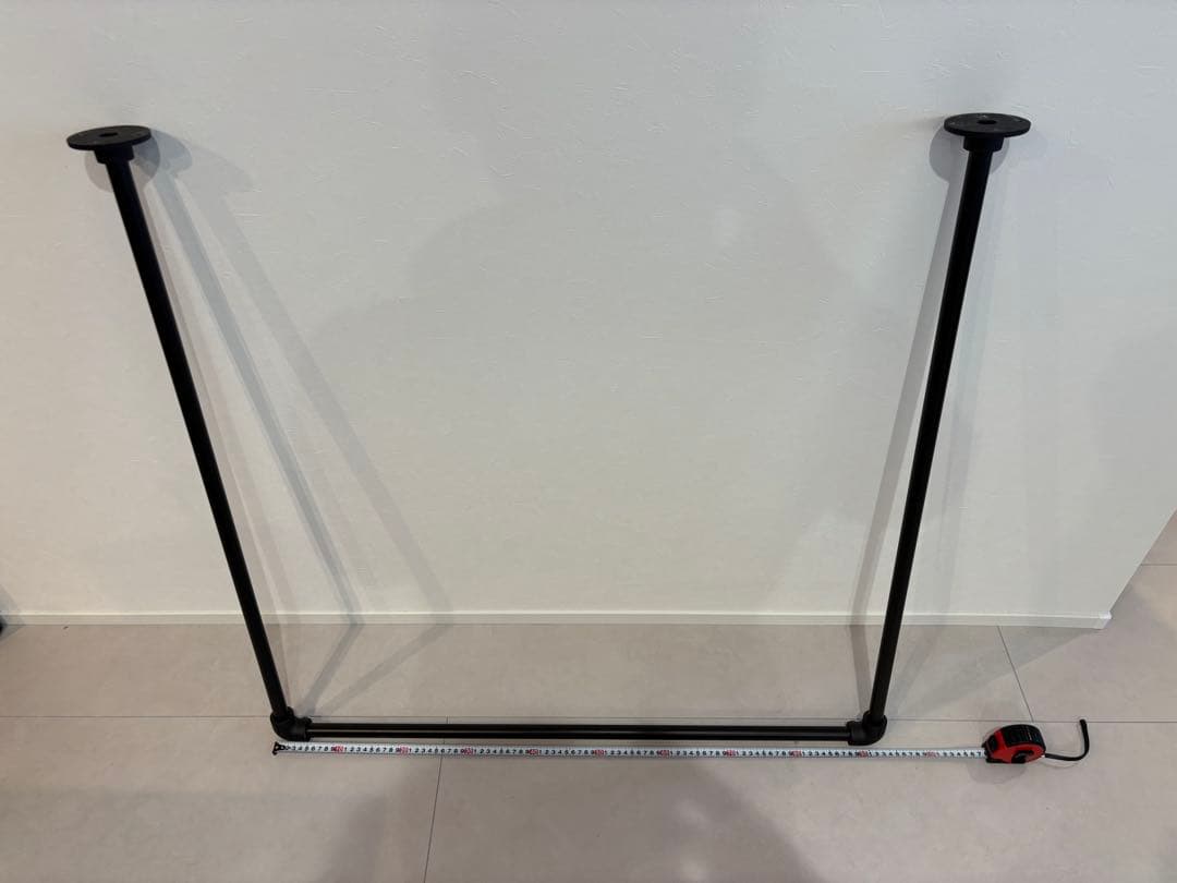 アイアンバー　物干し　アイアンハンガーパイプ　黒色　縦横約90 cm