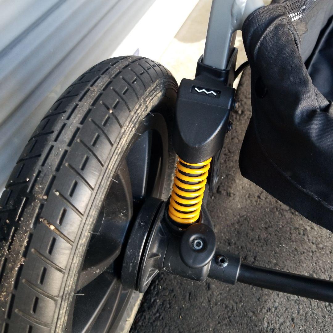 Chicco active ジョギング ランニング ベビーカー サスペンション付