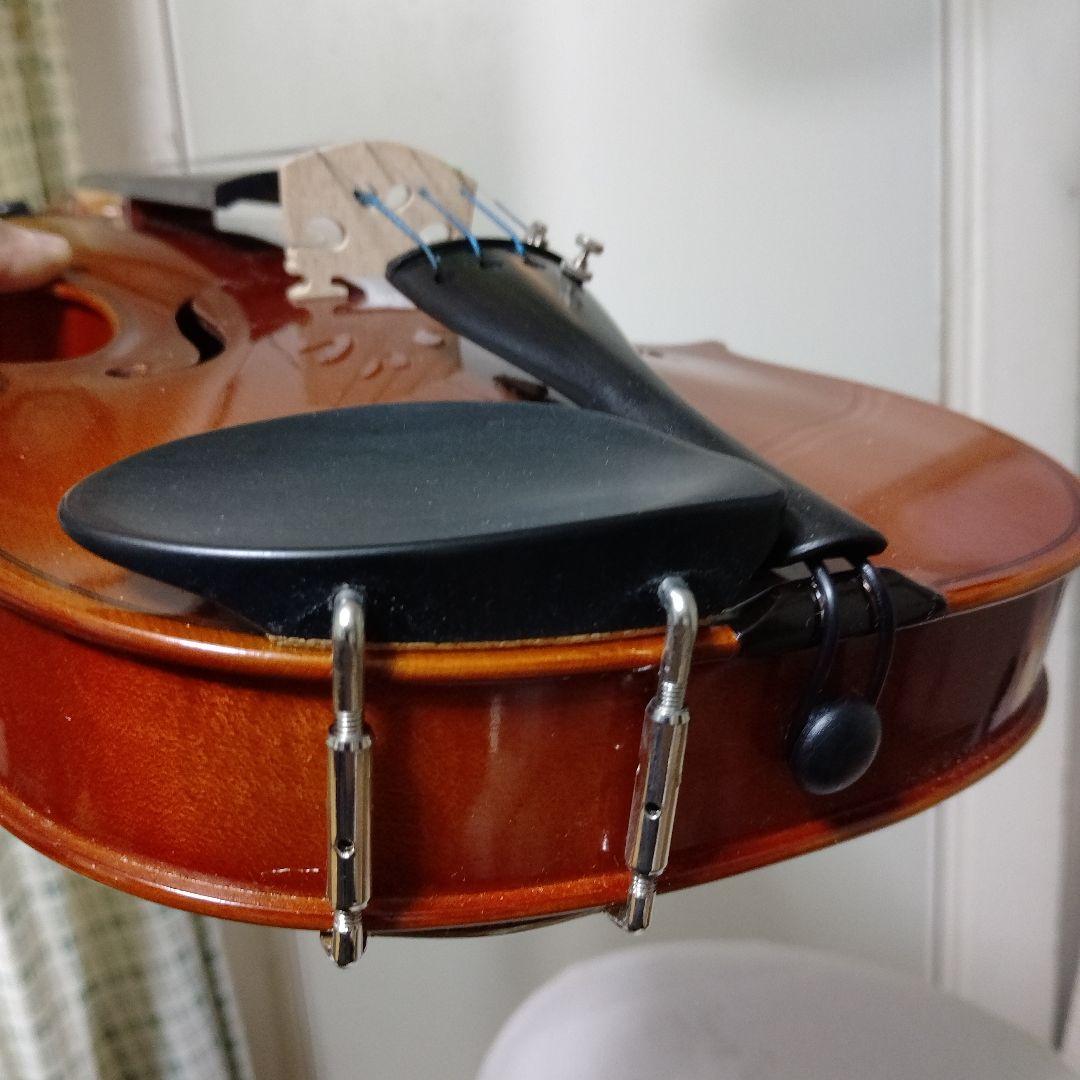 ♥️再値下しました♥️スズキバイオリン4/4品番200♥️弓ケ―ス松脂調弦笛付