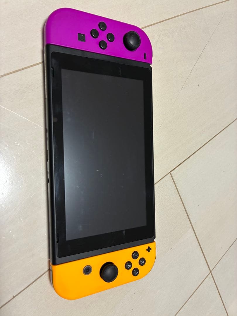 Nintendo SWITCH 本体　Joy-Con合計4台