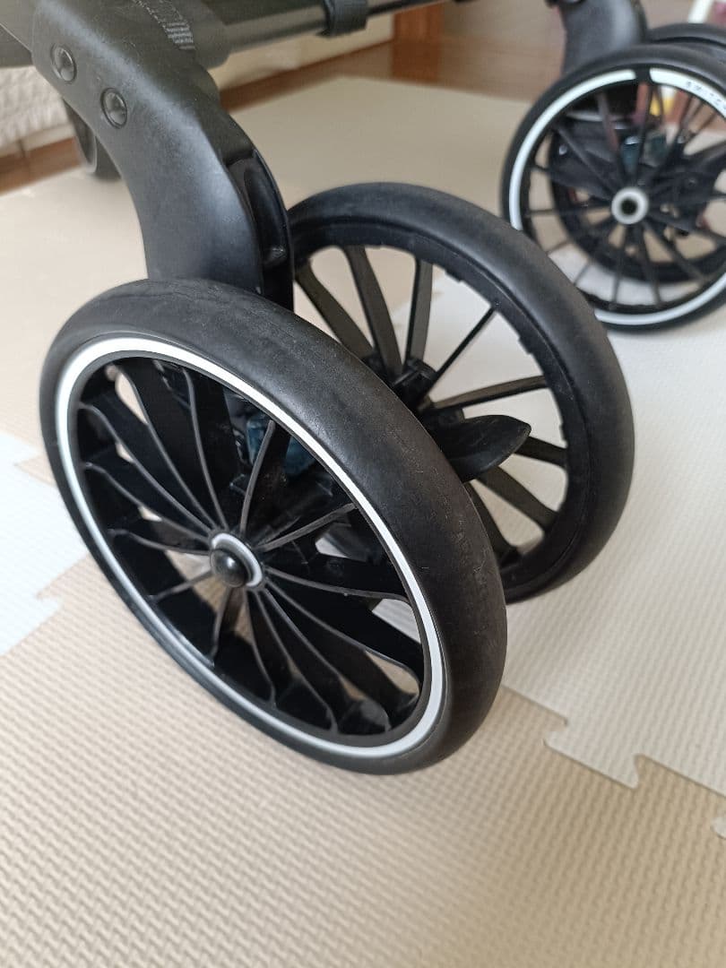 Combi ベビーカー スゴカルSwich PlusエッグショックXL