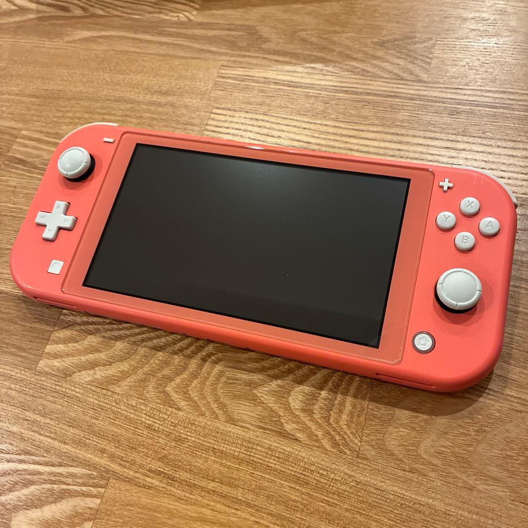 【美品】Nintendo switch Lite コーラル