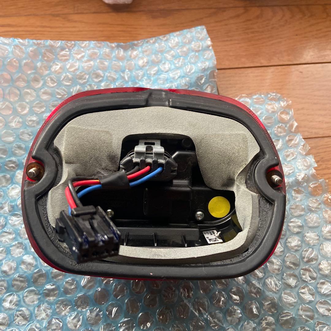 ハーレー純正レイバックLEDテールランプ