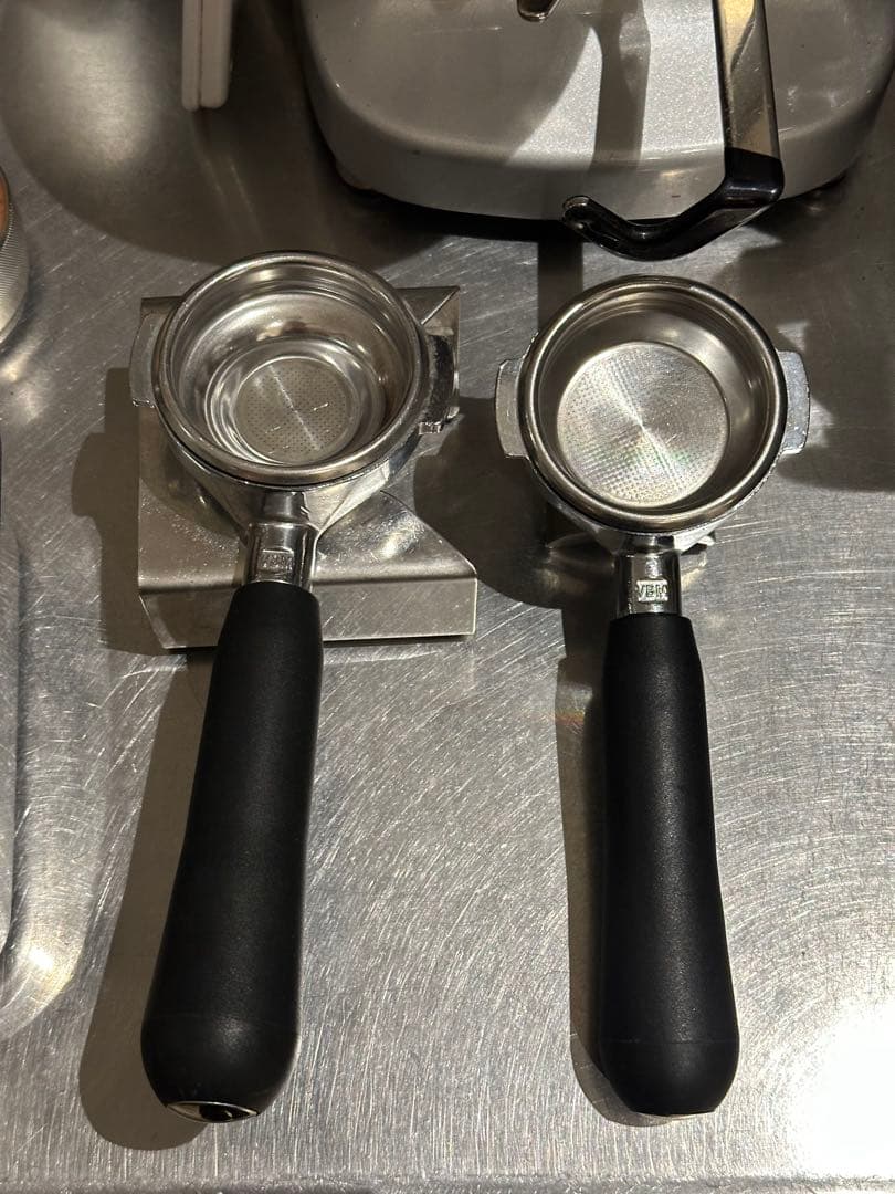 ●中古●VBM/VIVIENME エスプレッソマシン &備品※直接引取大歓迎