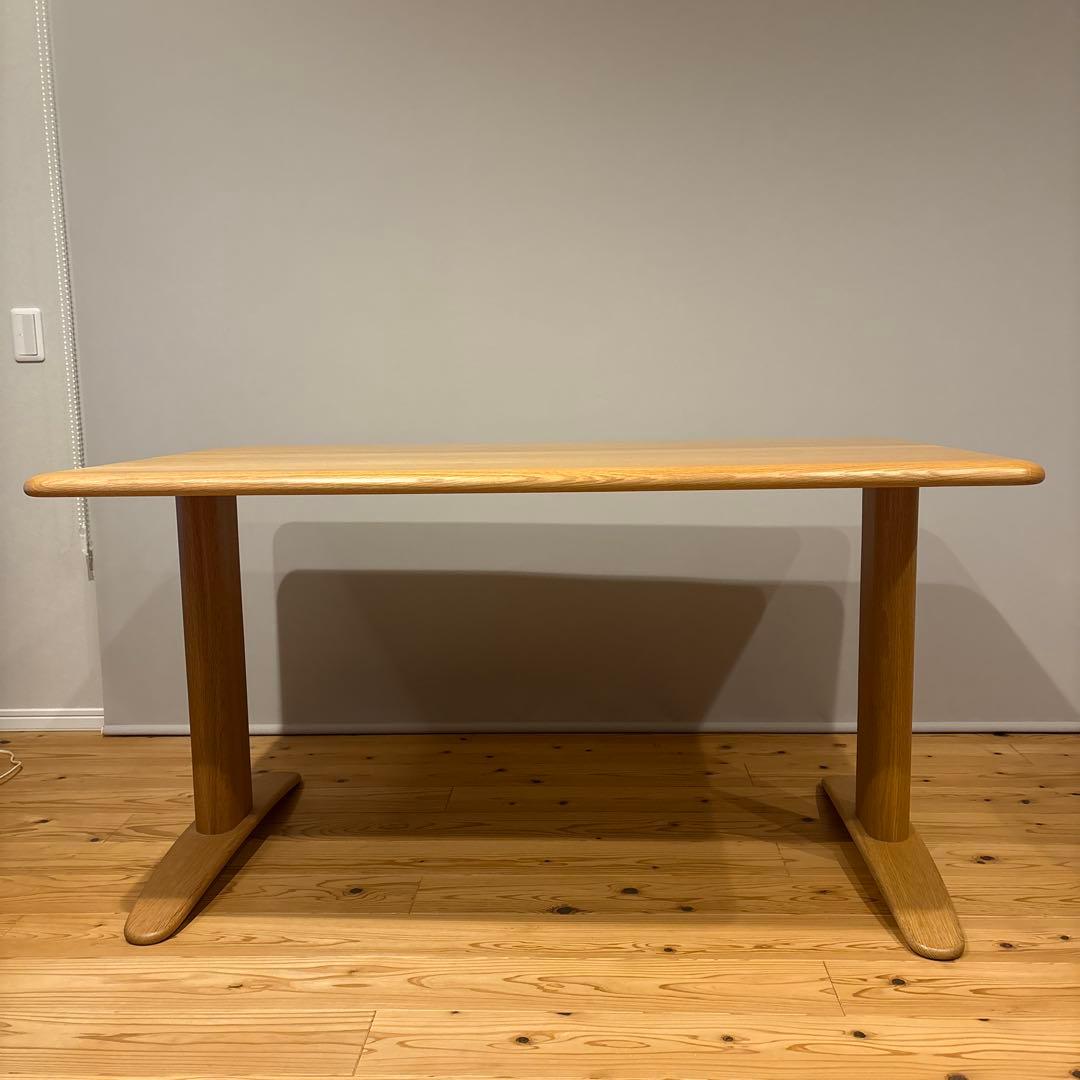 飛騨産業135キツツキマーク無垢オーダーダイニングテーブル侭 角丸型2本脚丸角型