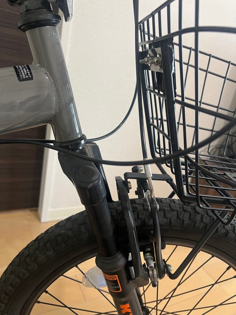 KYUZO KZ-110 20インチ折りたたみ自転車　カゴ付き