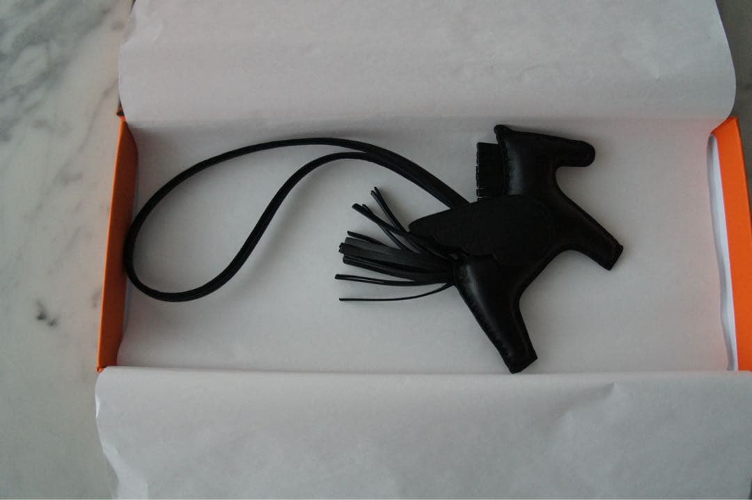 【新品未使用】HERMES ペガサス PM ノワール 黒 ソーブラック