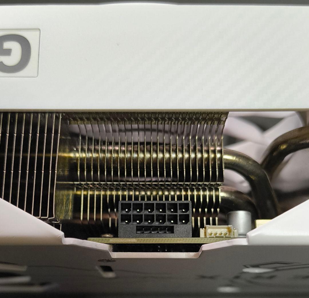 けやきご購入お控え下さい。GALAX RTX4070ti 12GB