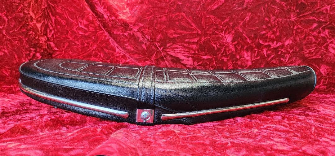 シャリー　極低　フラットシート　純正風ステッチ