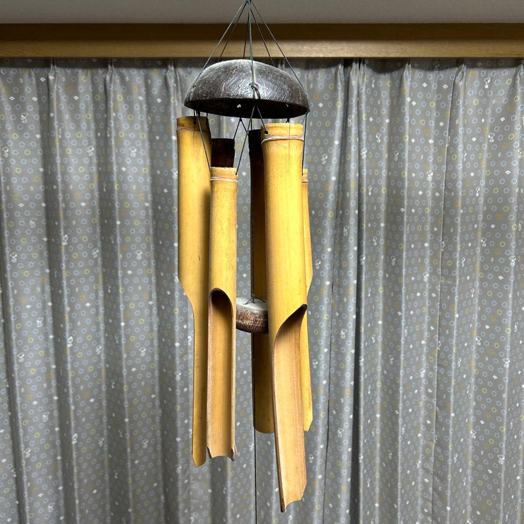 竹　カランコロン音の鳴る物　ドアなどに夏にいかが