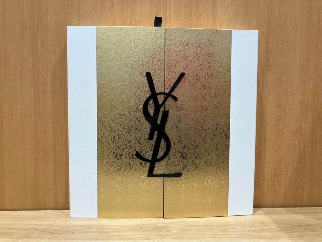 ◇イヴサンローラン　ノエル　アドベントカレンダー　2021