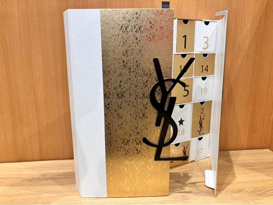 ◇イヴサンローラン　ノエル　アドベントカレンダー　2021