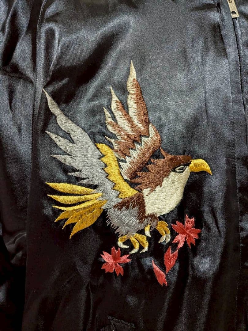 黒のドラゴン刺繍スカジャン JAPAN