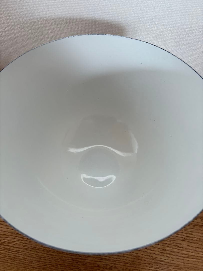 金森正起さん　琺瑯　ボール大　金属素材