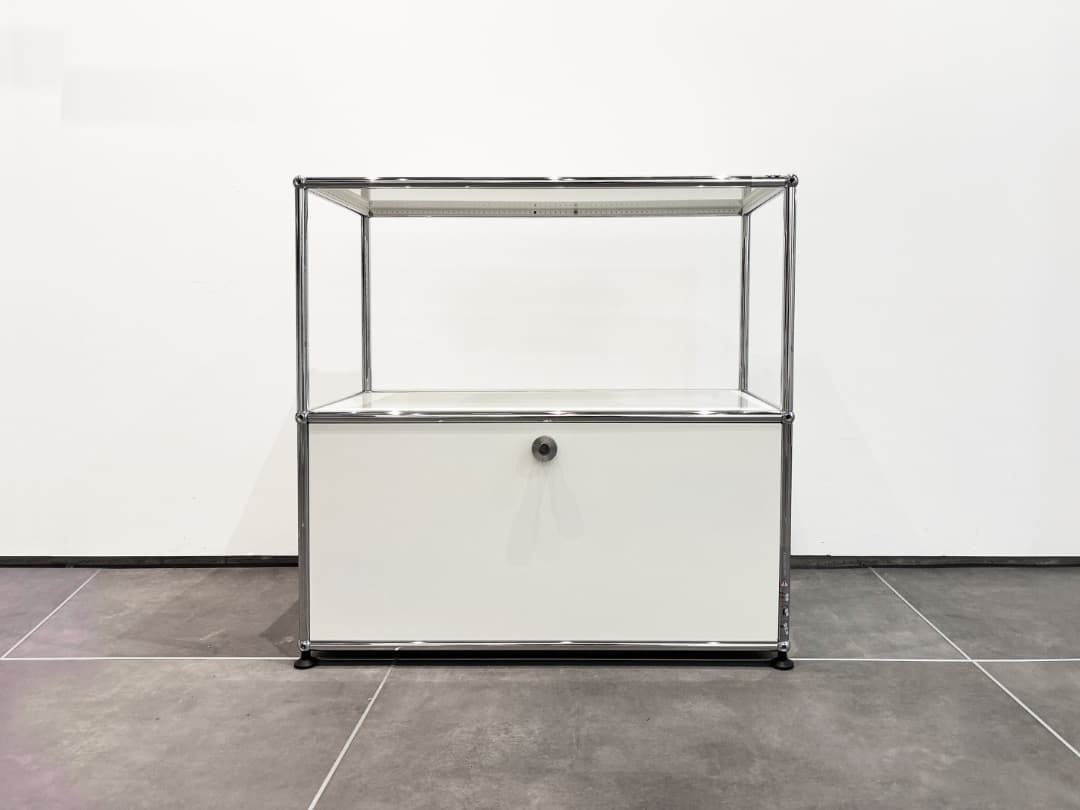 USM ハラー 【正規品】ホワイト 超美品 1列２段ドロップドア付き