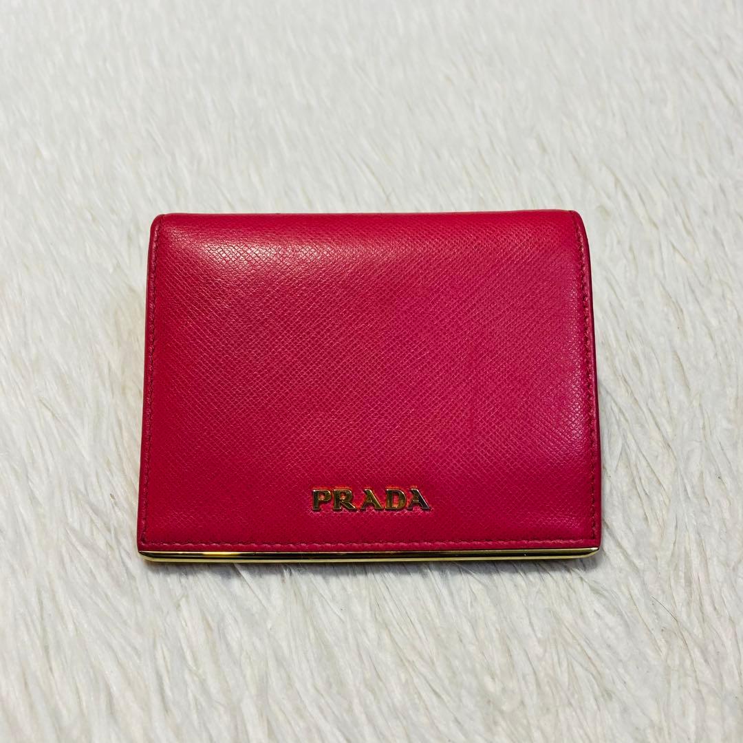 週末限定特価美品　PRADA プラダ　二つ折り　財布　コンパクト　ミニ　ピンク