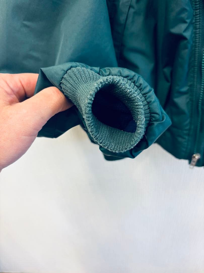 な*と様 Patagonia グリーン ジップアップブルゾン