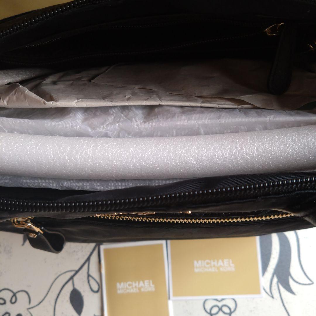 新品未使用 MICHAEL KORS バッグ