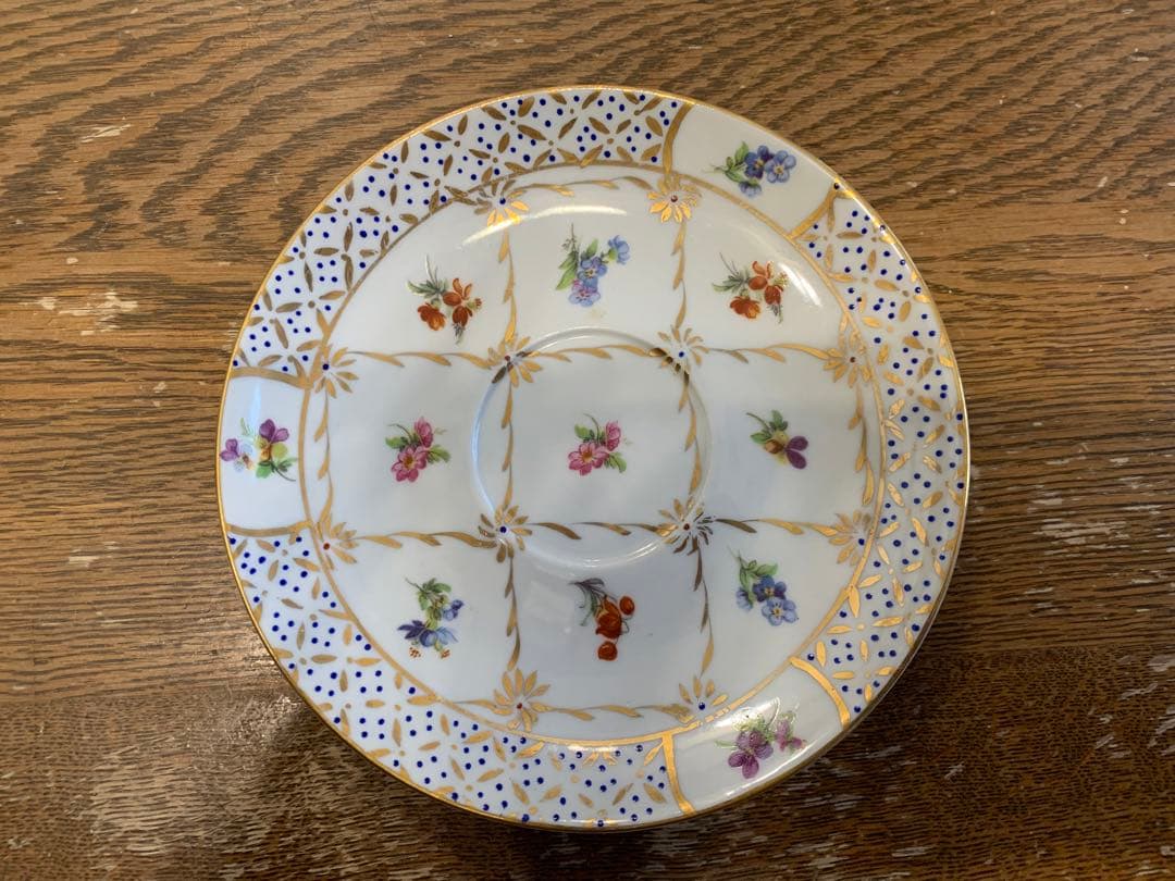 パリスロイヤル Paris  デミタスカップ＆ソーサー&プレート 花柄