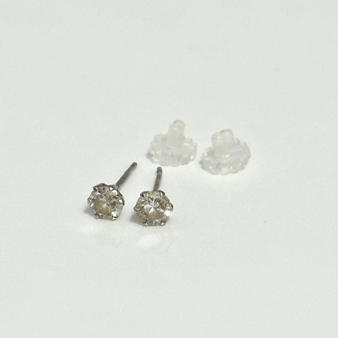Pt900 0.4ct ダイヤモンド スタッドピアス