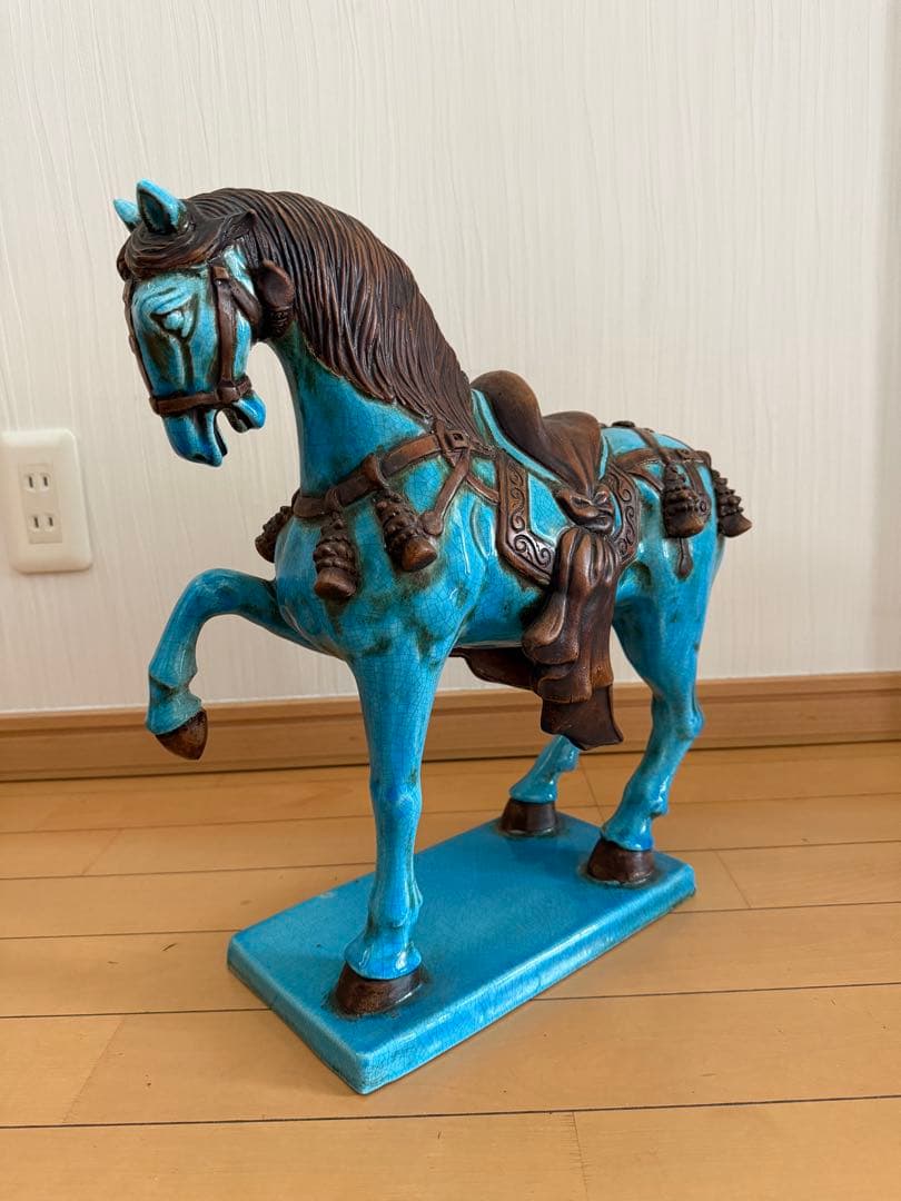 青い陶器製馬の置物 約41cm 縁起　戦馬