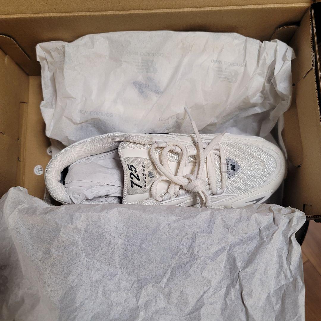 新品　タグ付き　ニューバランス　ML725CA　24センチ