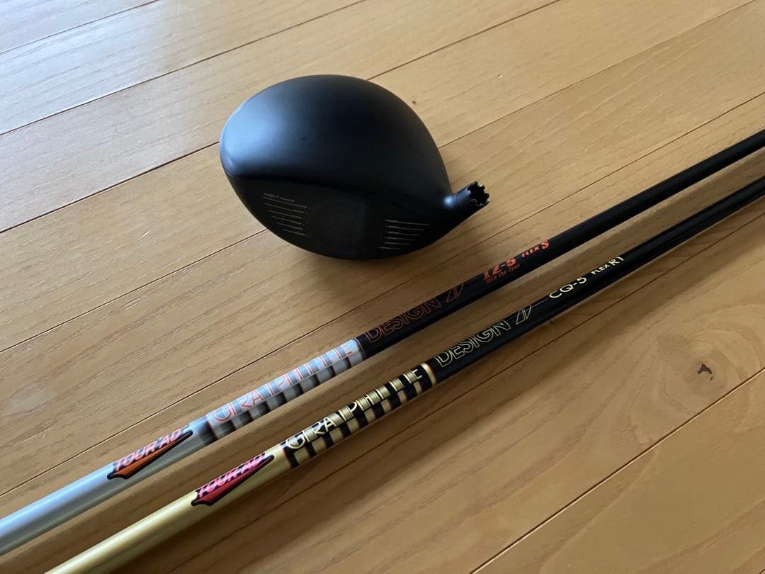 コブラダークスピード　MAX 10.５° シャフトTour AD 2本