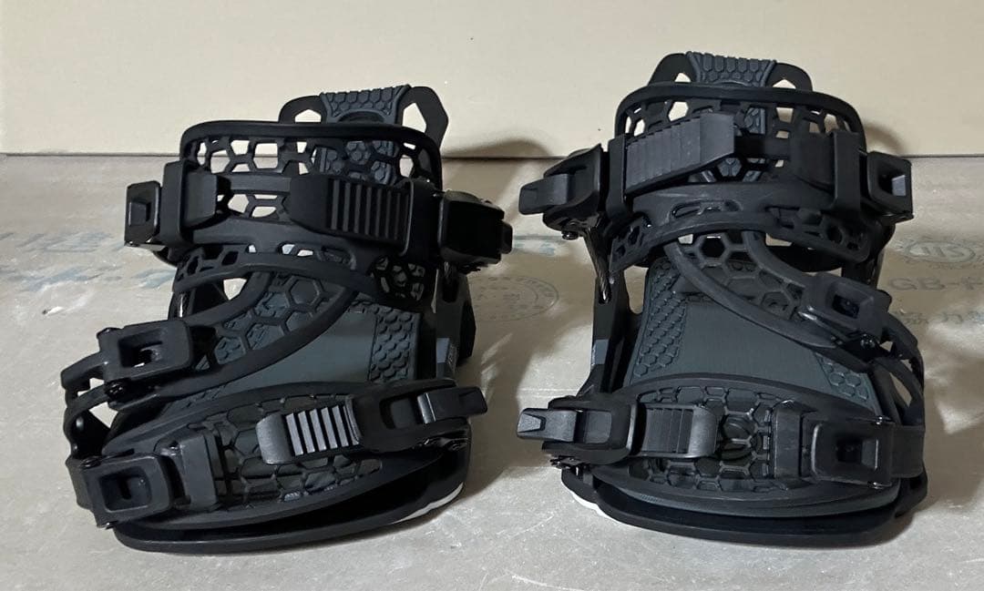 FLOW リアエントリー スノーボード ビンディング Mサイズ