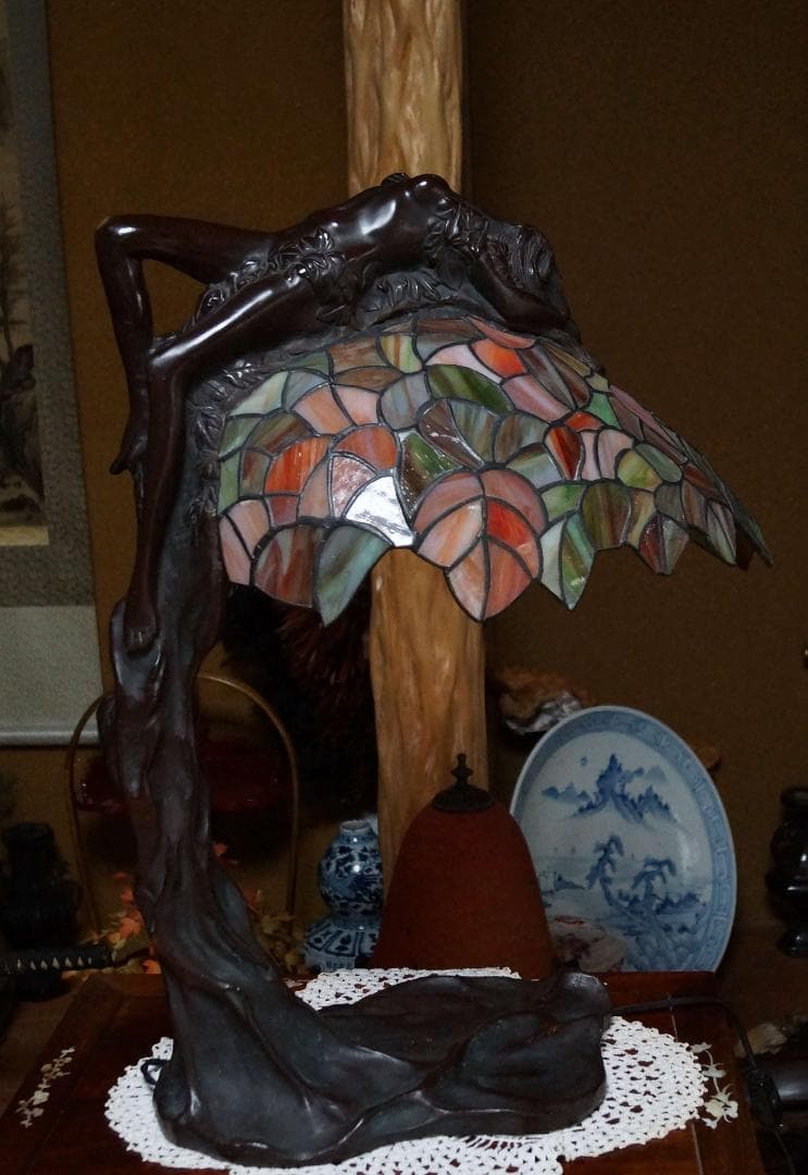 大型トマソン アール ヌーボー ブロンズ ダフネ ステンドグラス ランプ
