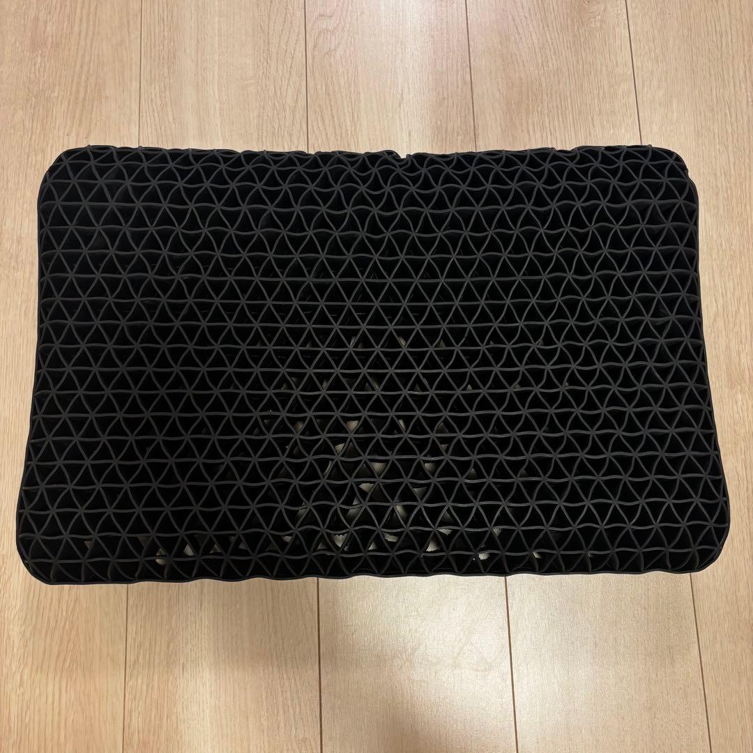 【美品】ヒツジのいらない枕 至極+枕カバー2枚付き